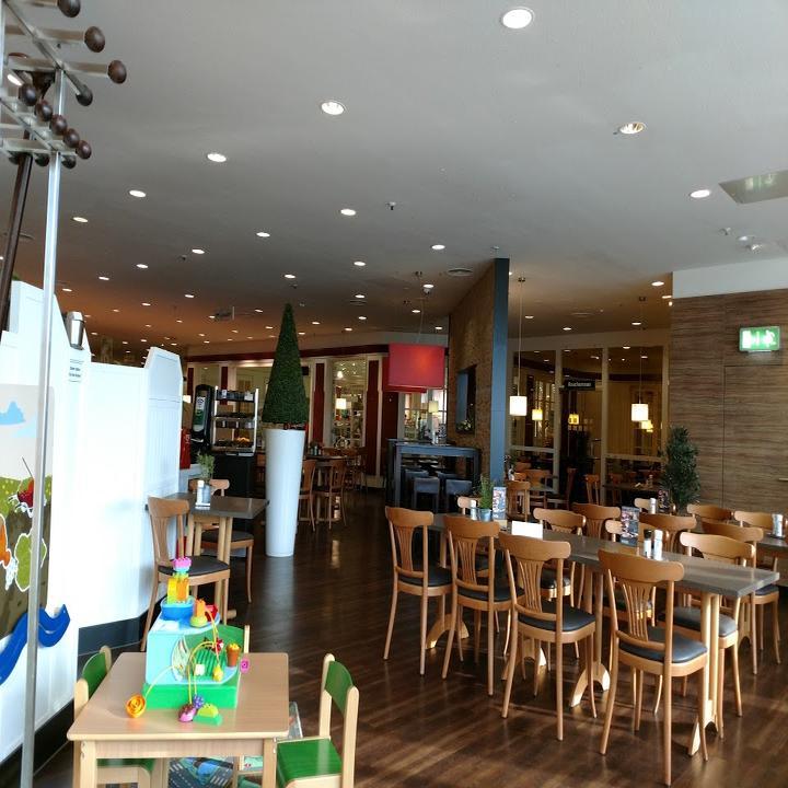 DINEA Restaurant & Cafe