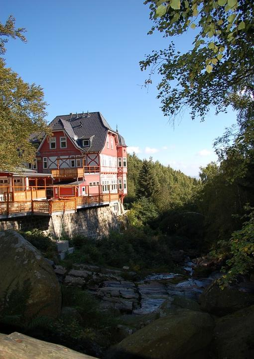 Waldgasthaus und Hotel Steinerne Renne