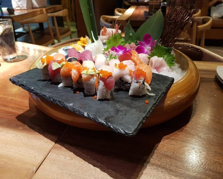 Mikado Sushi & Grill