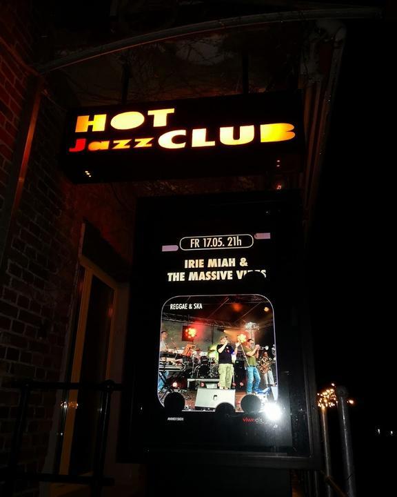 Hot Jazz Club