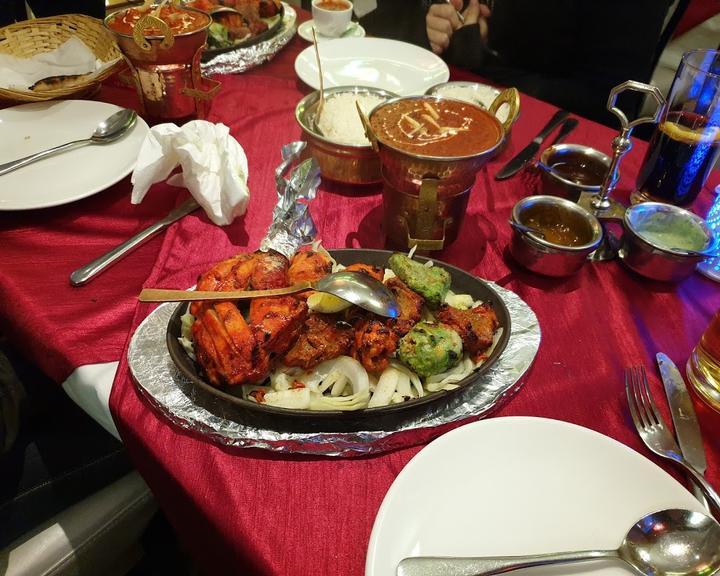 BOLLYWOOD Indisches Restaurant