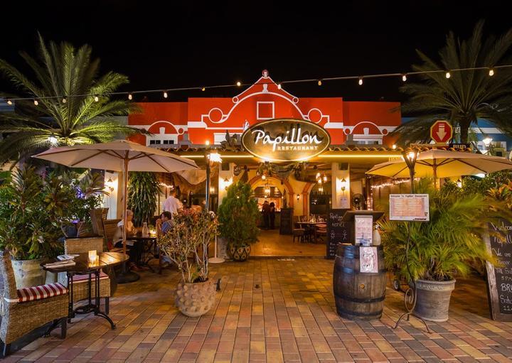 Papillon - Restaurant & Cocktail Bar