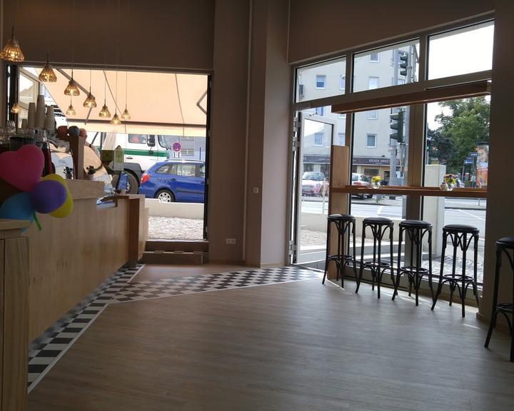 Cafe Latte Art Wiesbaden
