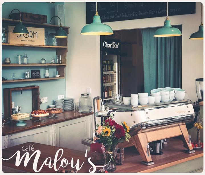 Malou's Cafe
