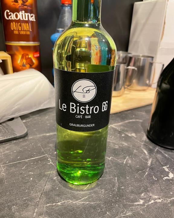 Le Bistro 66