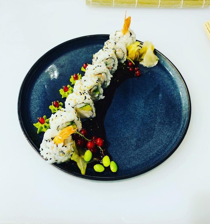 Maki Sushi Und Burrito