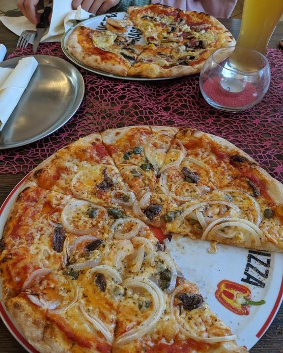 Pizzeria Bar Zum Holzofen