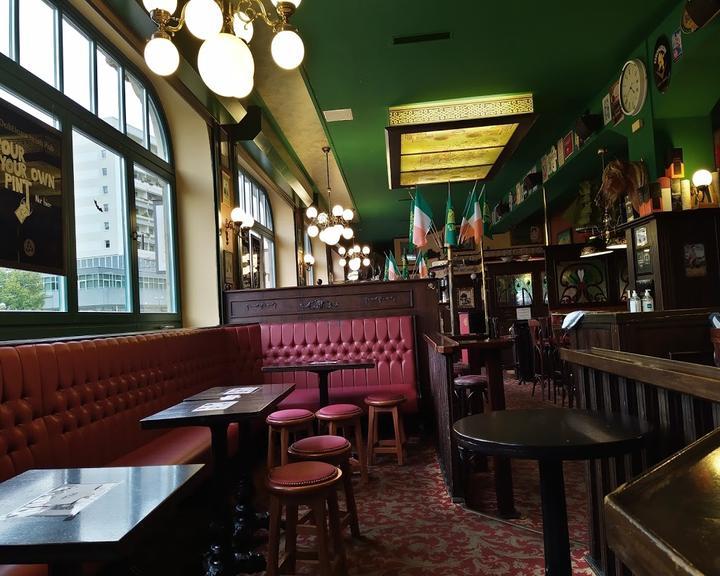 Dubliner Irish Pub