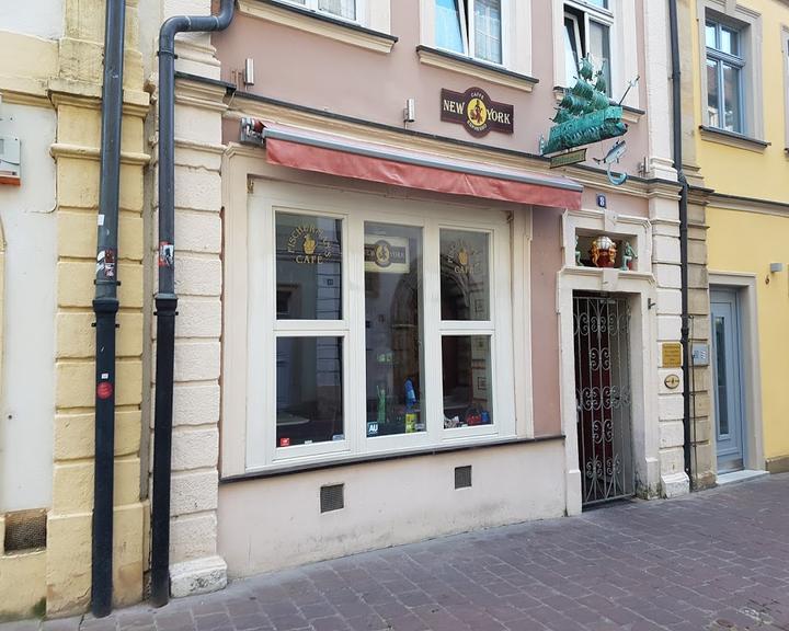 Fischermans Cafe Bar
