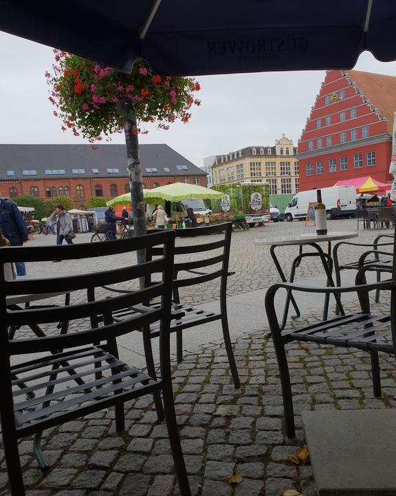 Weinhaus Am Markt