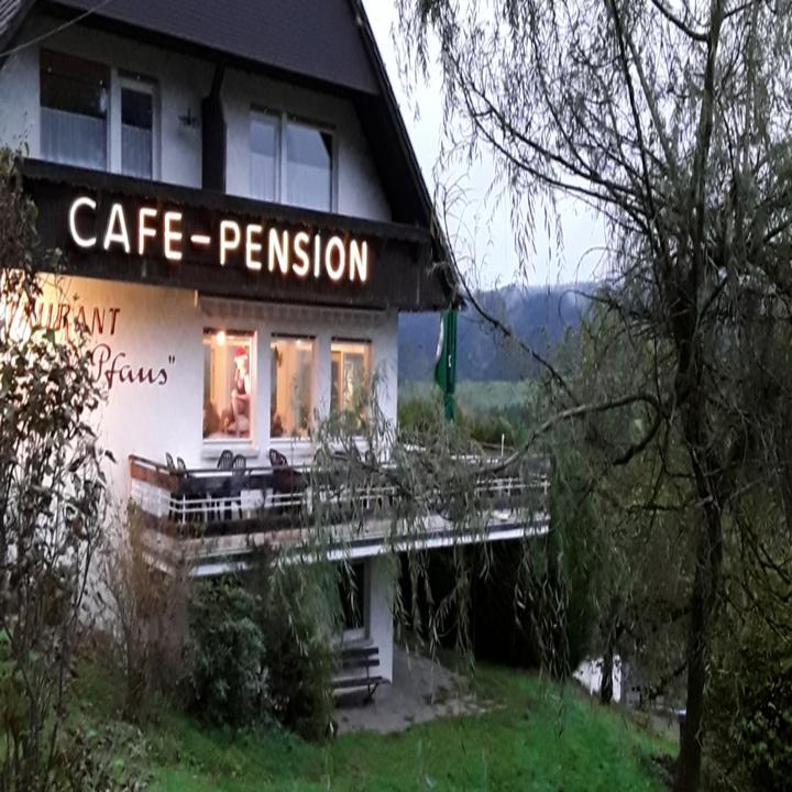 Cafe Pfaus