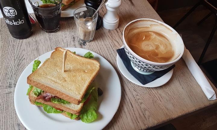 Cafe D'Anvers