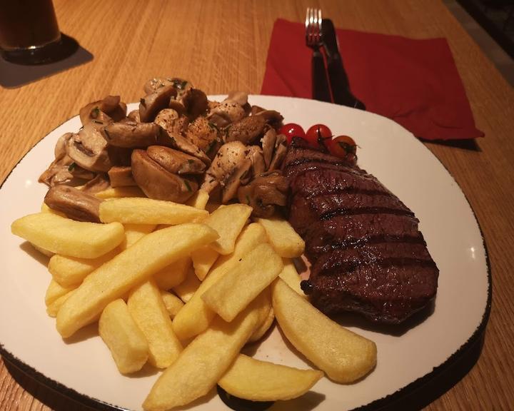 MAREDO Steakhouse  Dusseldorf Bolkerstrasse